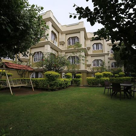 Hotel Maganji'S Mount Abu Bagian luar foto