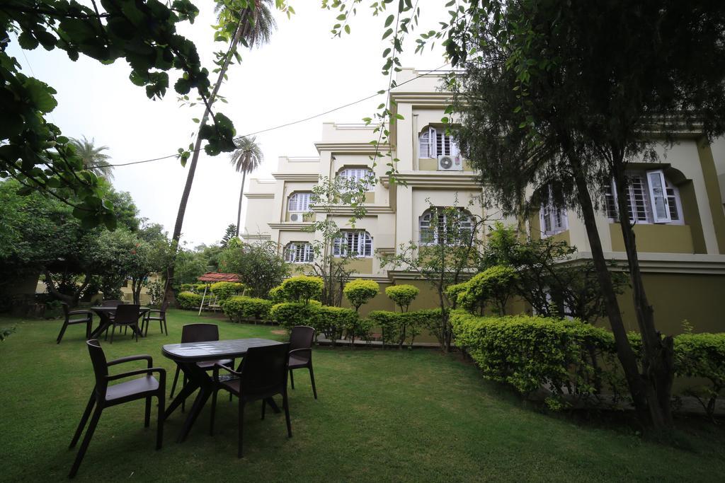 Hotel Maganji'S Mount Abu Bagian luar foto