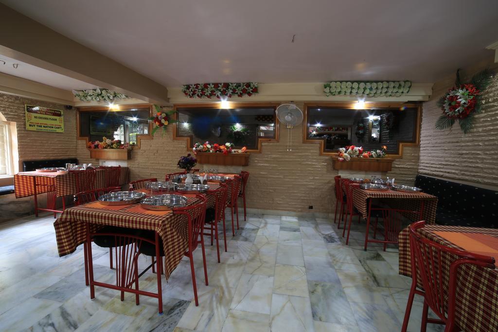 Hotel Maganji'S Mount Abu Bagian luar foto