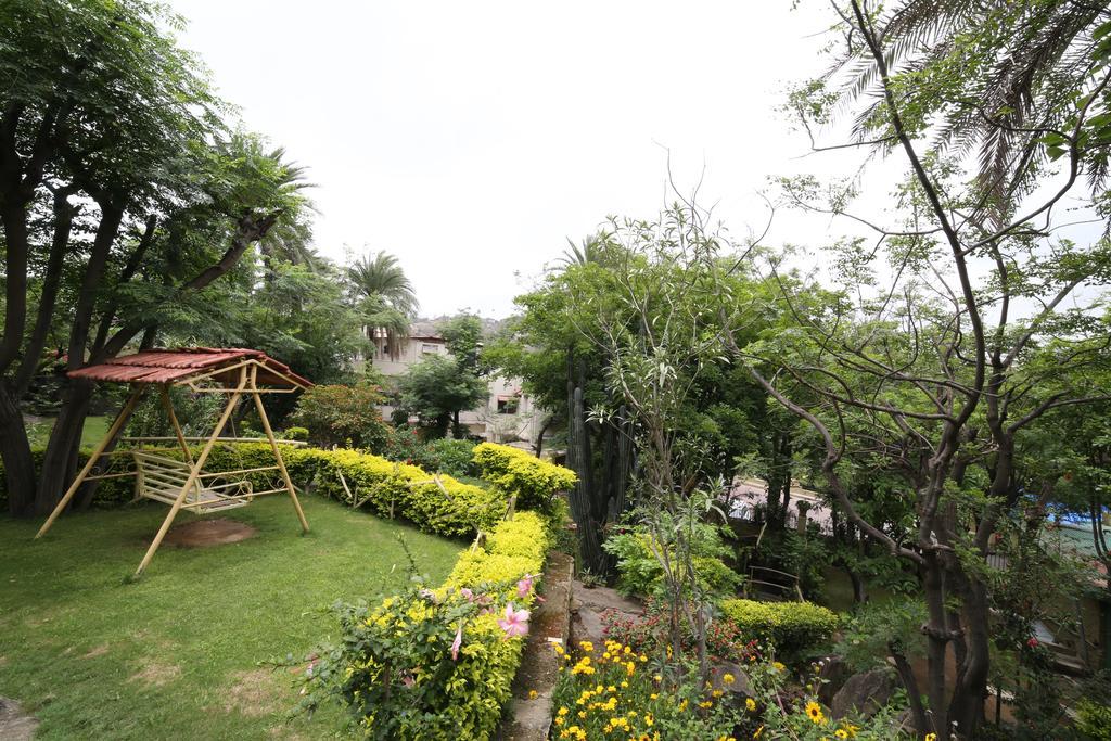 Hotel Maganji'S Mount Abu Bagian luar foto